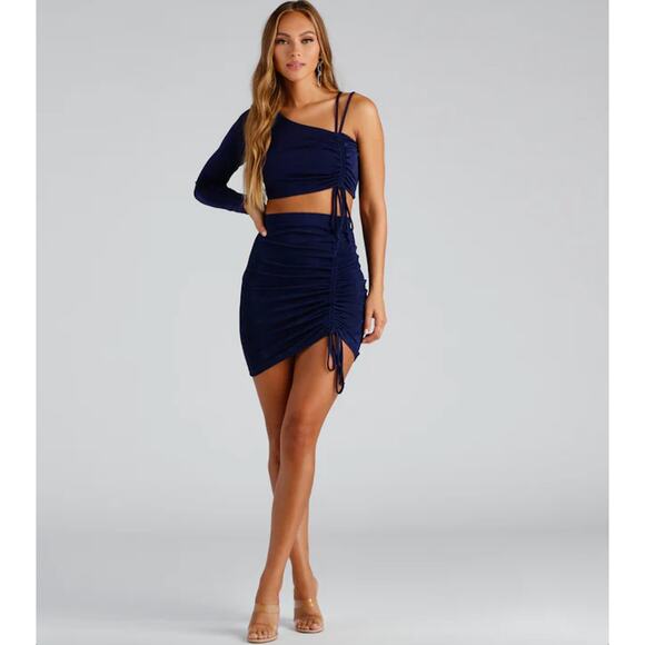 Windsor L Blue Ruched Tie Up Textured High Rise Mini Skirt - Picture 2 of 8